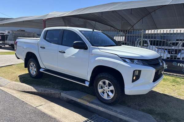 2021 Mitsubishi Triton GLX+ MR 4X4