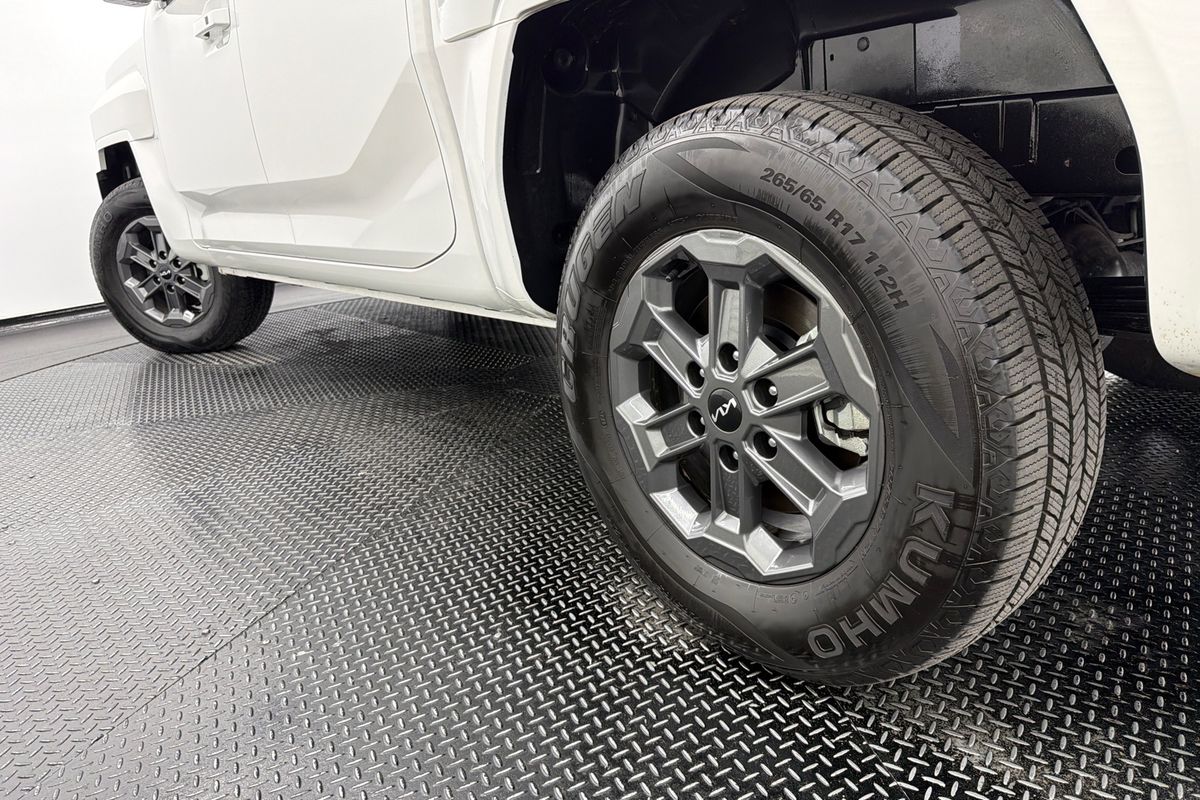 2025 Kia Tasman SX TK 4X4