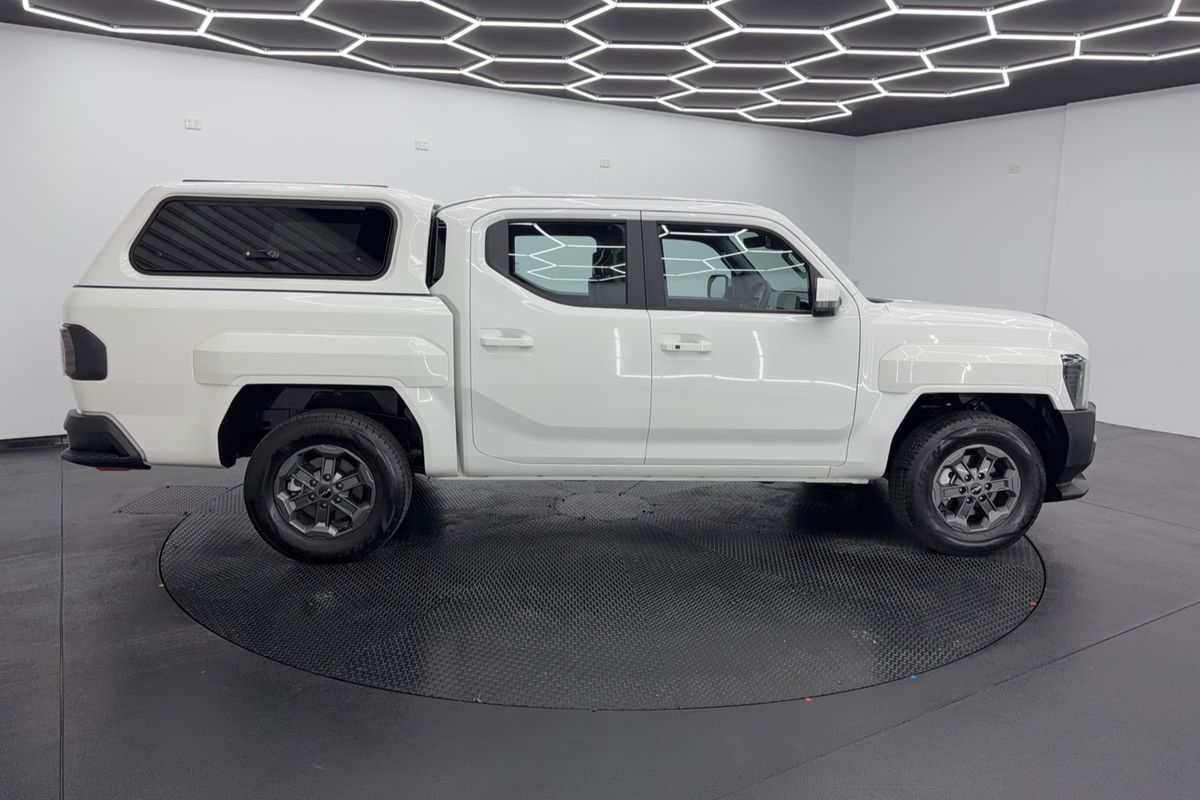 2025 Kia Tasman SX TK 4X4