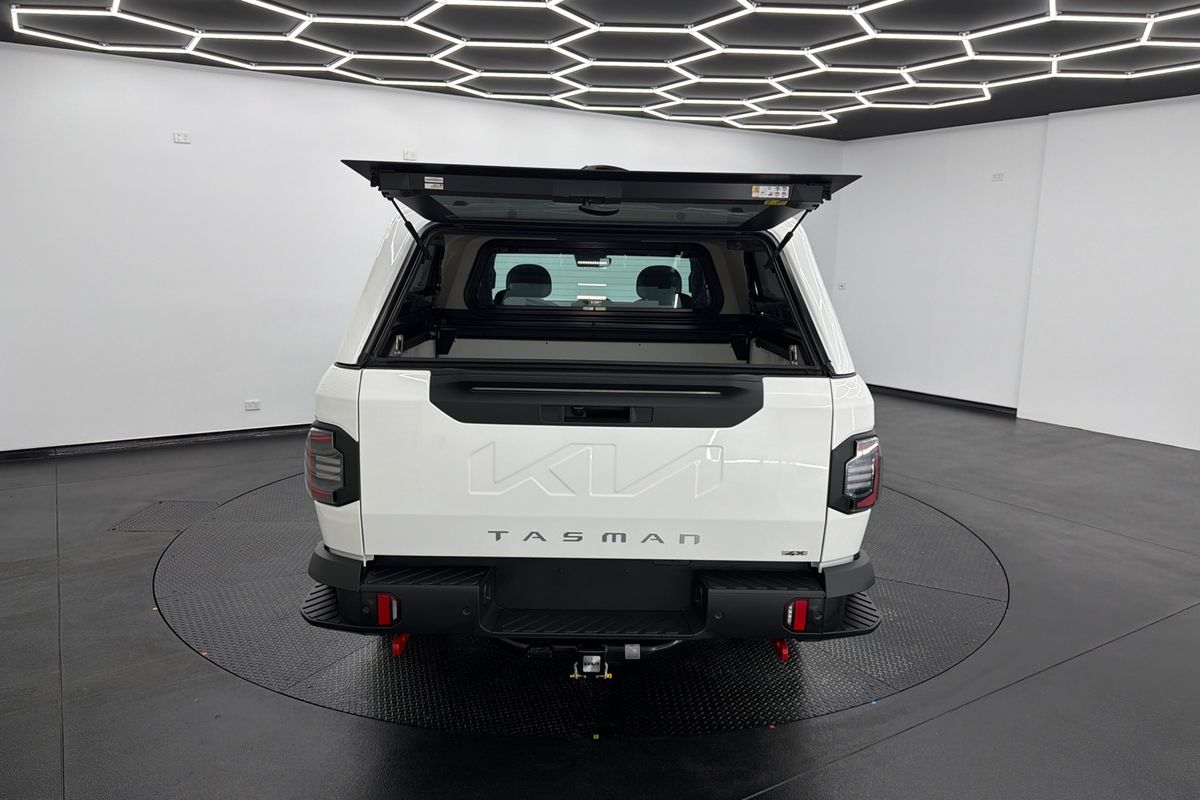2025 Kia Tasman SX TK 4X4