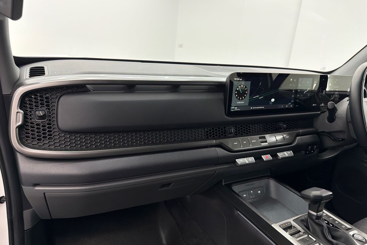 2025 Kia Tasman SX TK 4X4