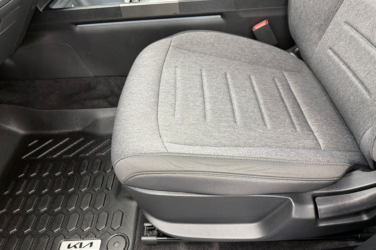 2025 Kia Tasman SX TK 4X4