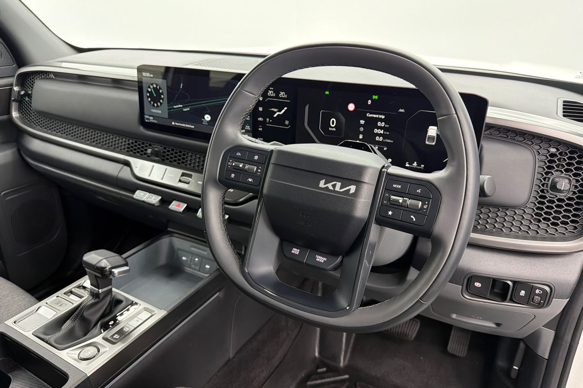 2025 Kia Tasman SX TK 4X4