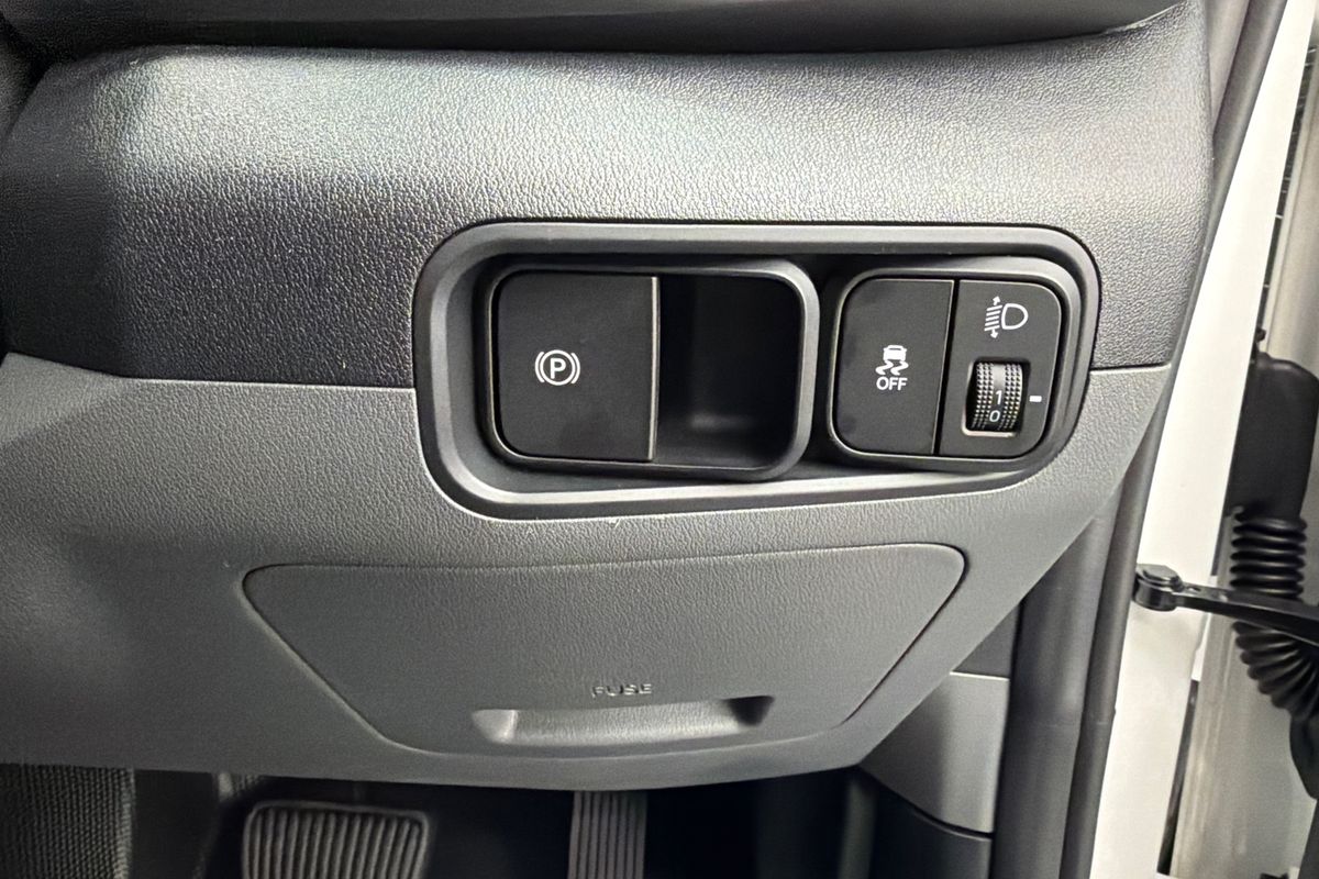 2025 Kia Tasman SX TK 4X4