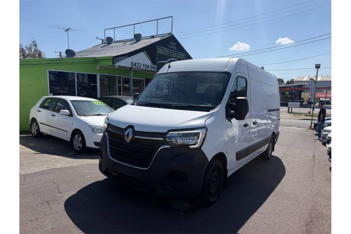 2021 Renault X62