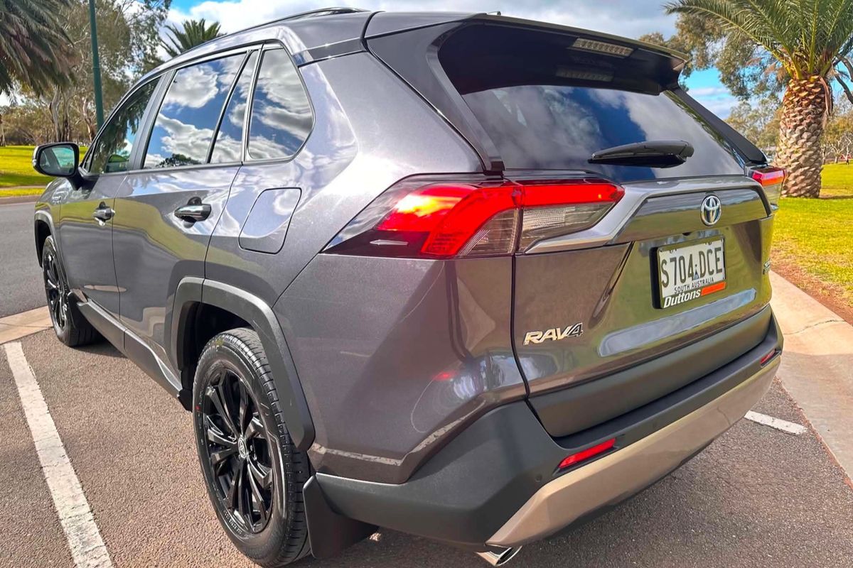 2024 Toyota RAV4 Cruiser AXAH54R image 4