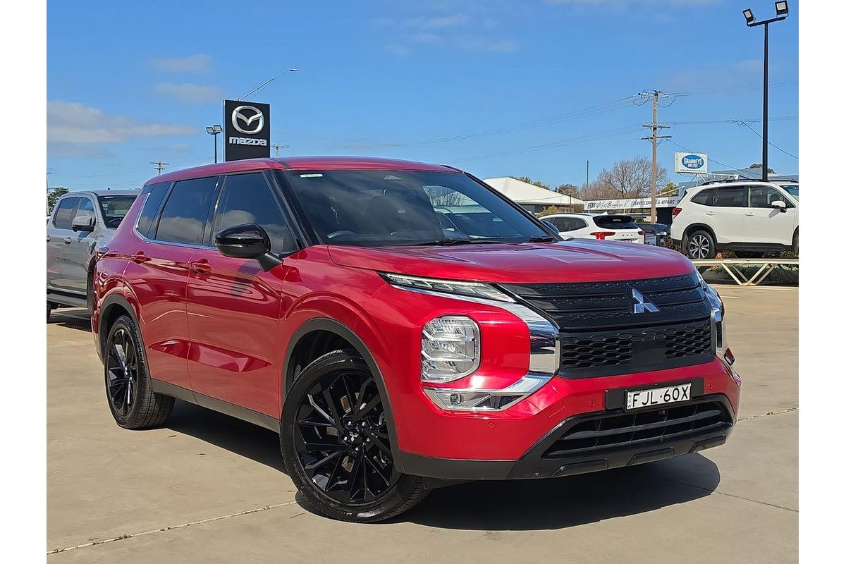 2024 Mitsubishi Outlander Black Edition ZM