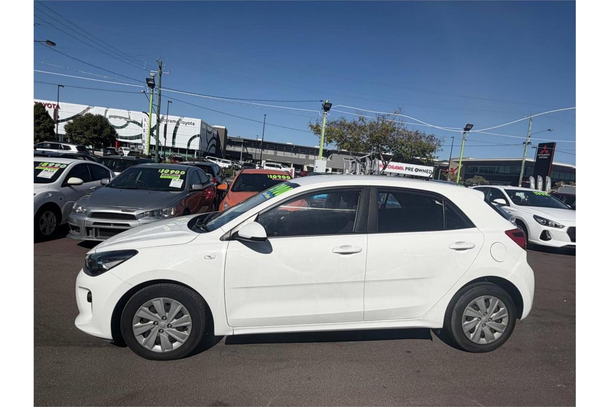 2017 Kia Rio S YB