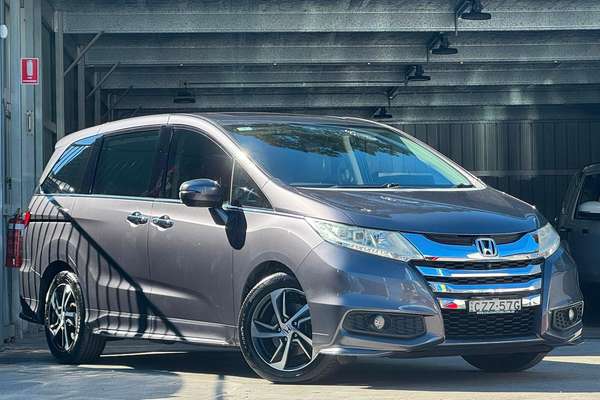 2015 Honda Odyssey VTi-L 5th Gen