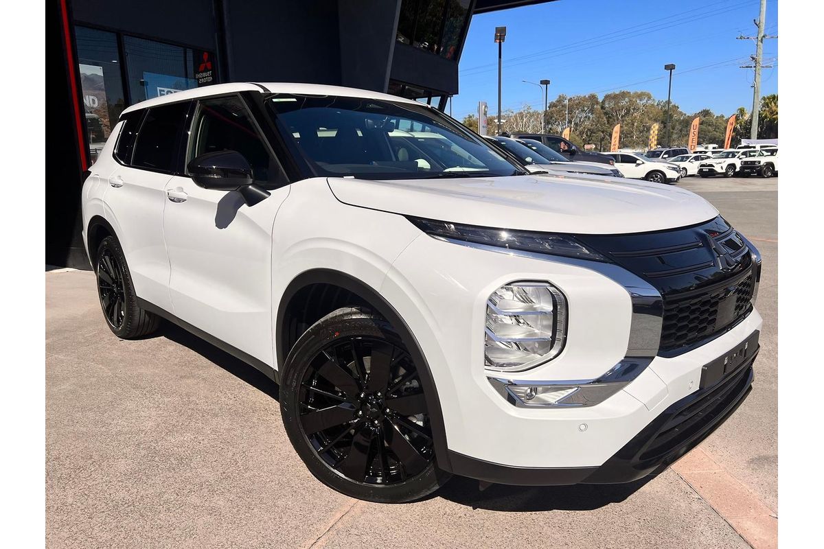2026 Mitsubishi Outlander Black Edition ZM