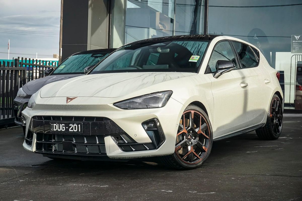 2025 CUPRA Leon VZx KL