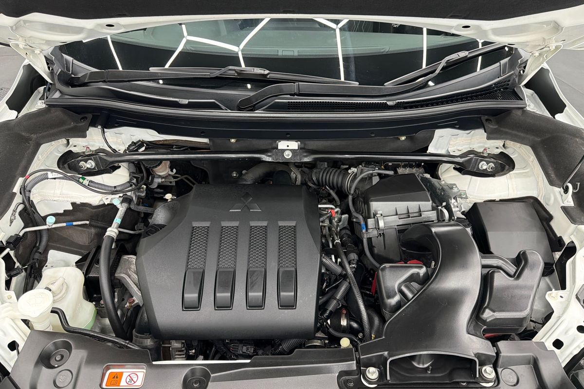 2018 Mitsubishi Eclipse Cross LS YA