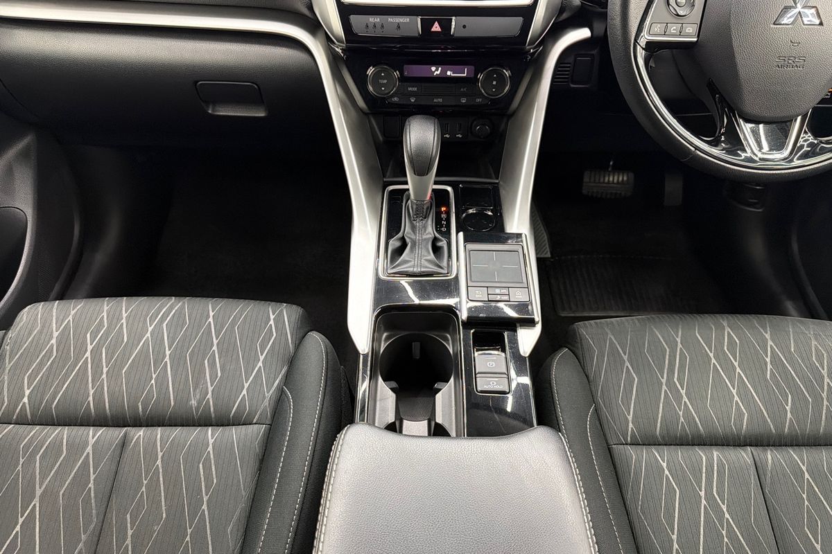 2018 Mitsubishi Eclipse Cross LS YA