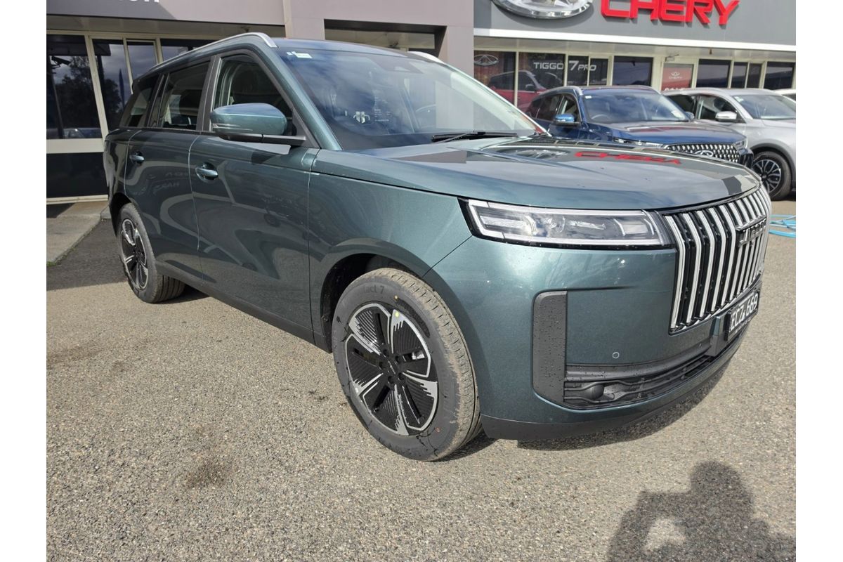 2026 OMODA JAECOO J5 Hybrid Summit