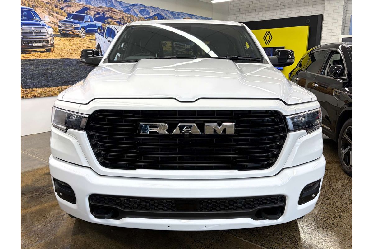 2025 RAM 1500 Laramie Sport Hurricane SO RamBox DT 4X4 SWB
