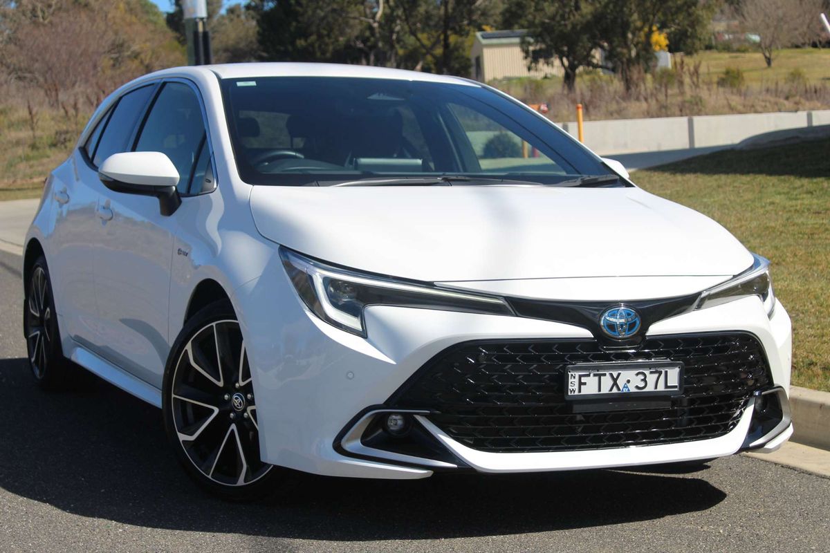 2025 Toyota Corolla ZR Hybrid ZWE219R