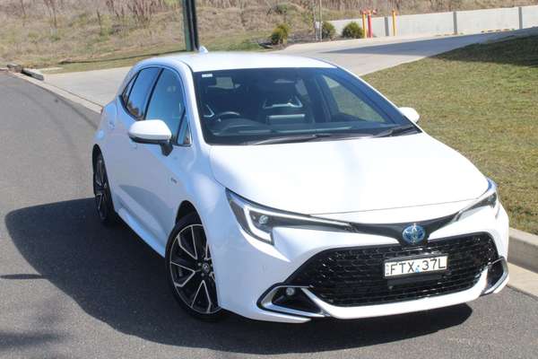 2025 Toyota Corolla ZR Hybrid ZWE219R
