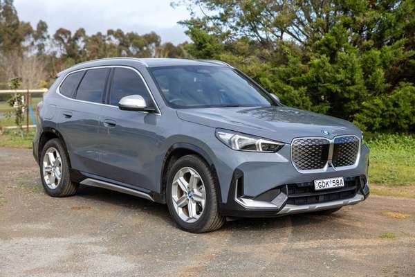 2024 BMW iX1 eDrive20 xLine U11