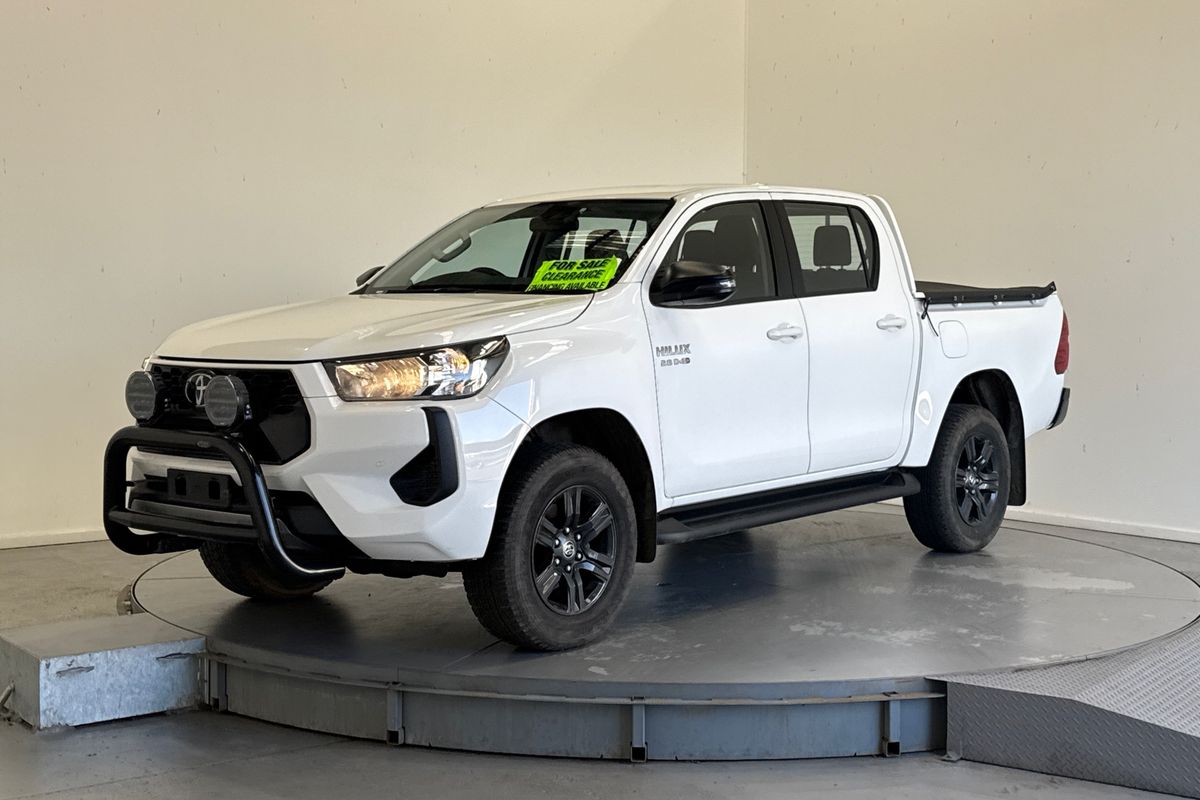 2024 Toyota Hilux SR GUN126R