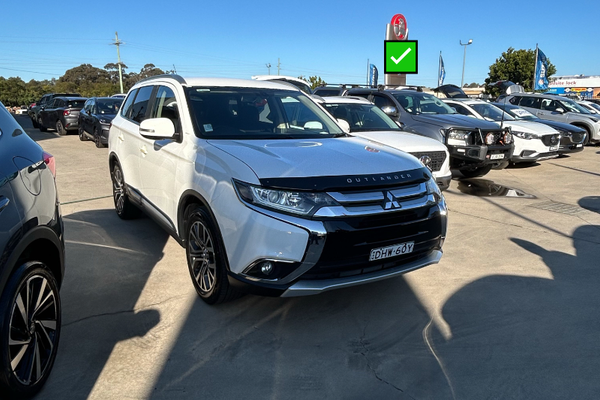 2016 Mitsubishi Outlander XLS ZK