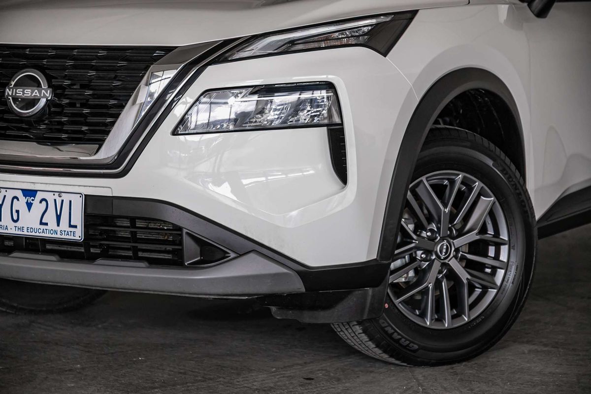 2023 Nissan X-TRAIL ST T33