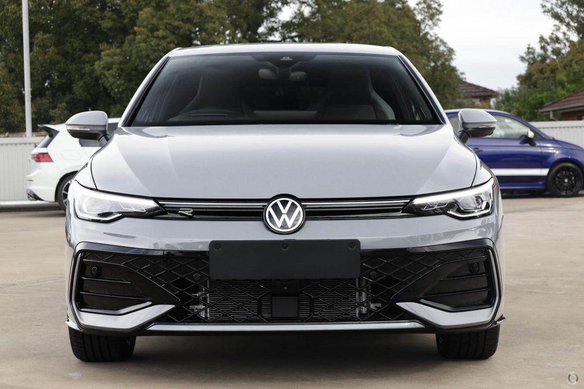 2026 Volkswagen Golf 110TSI R-Line 8.5