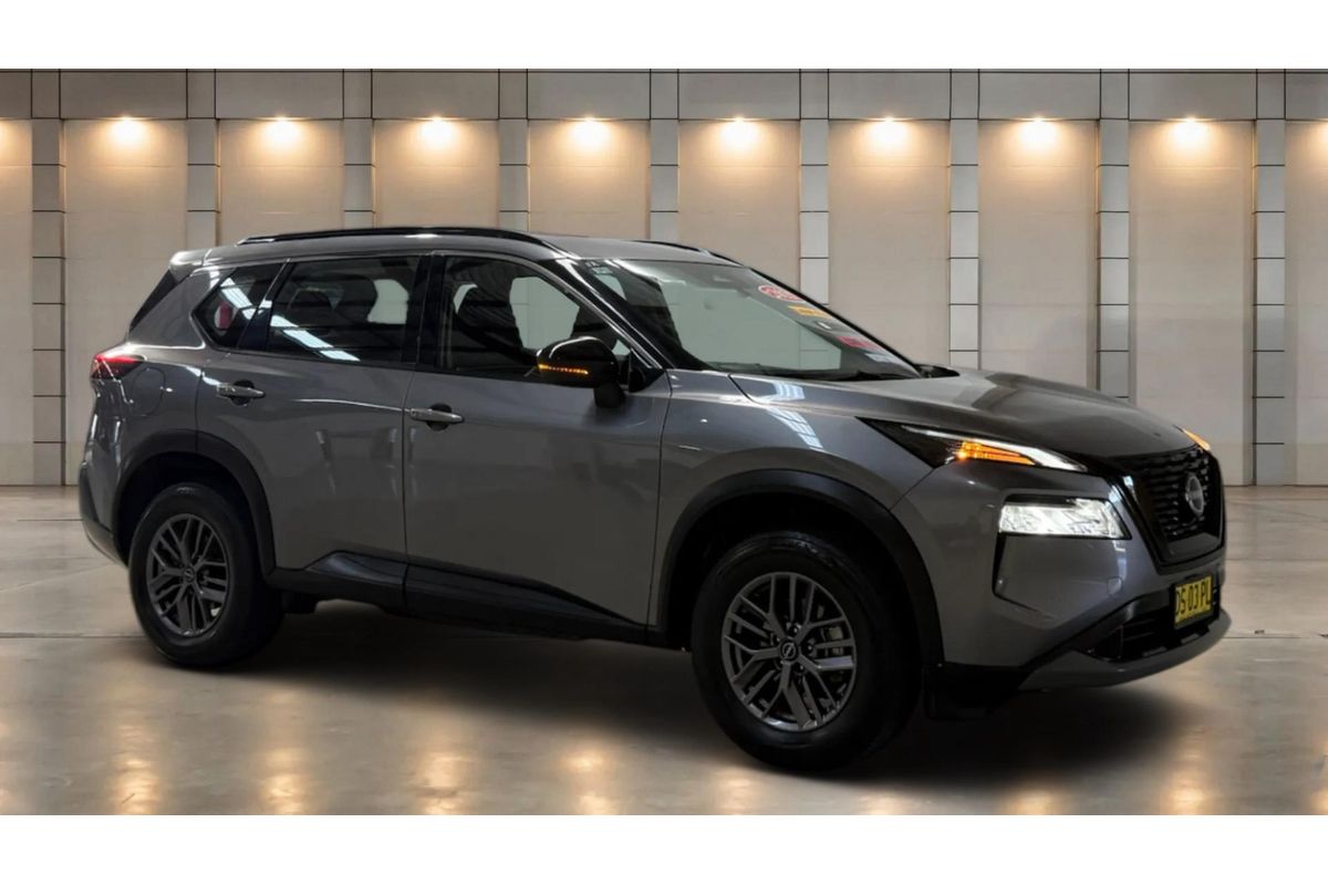 2024 Nissan X-TRAIL ST T33