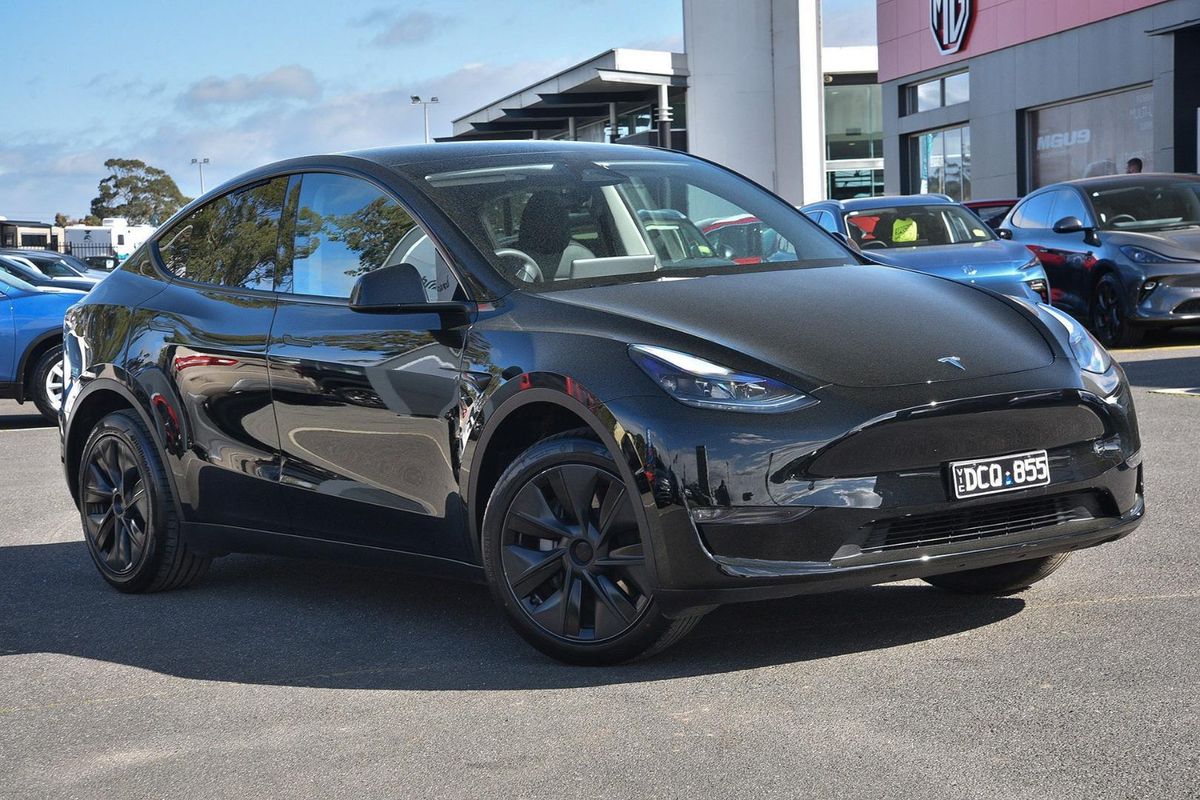 2024 Tesla Model Y Long Range