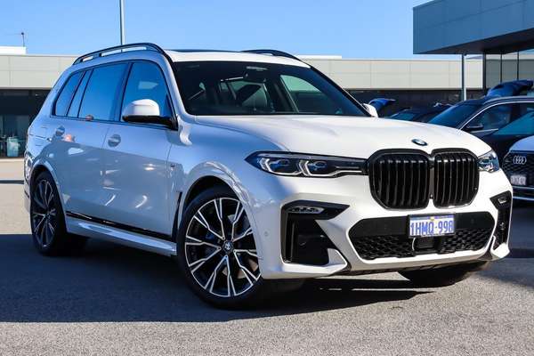 2021 BMW X7 M50i G07