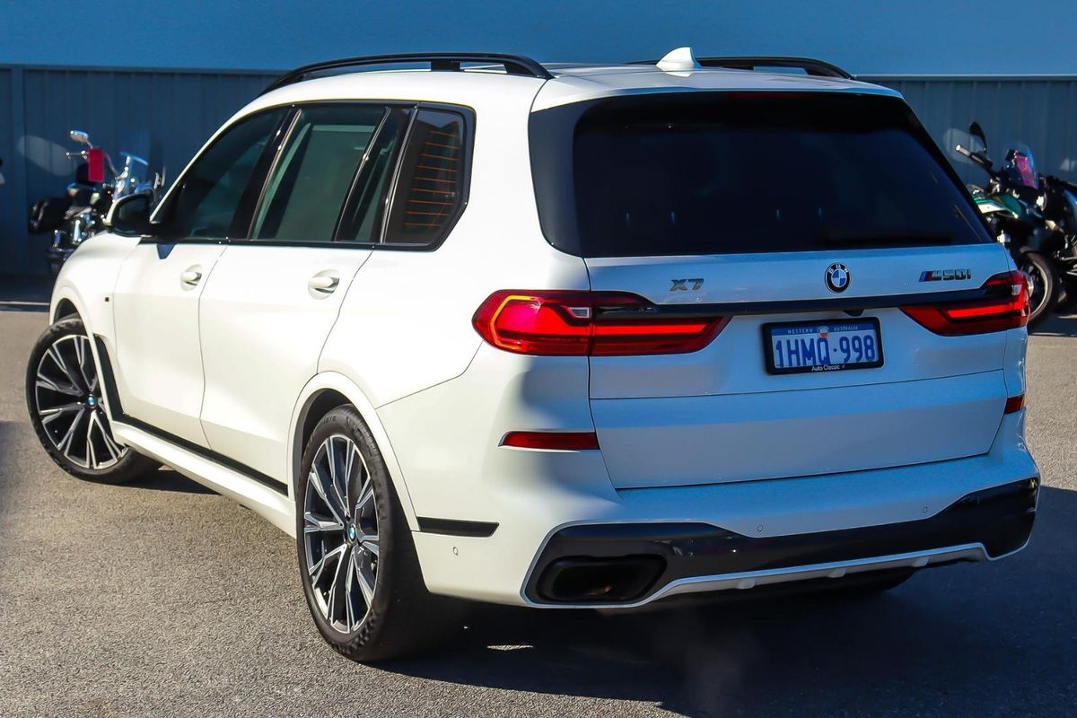 2021 BMW X7 M50i G07