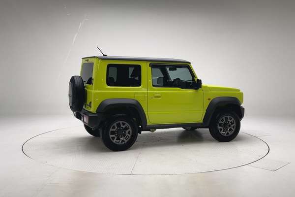 2022 Suzuki Jimny GJ thumb-4