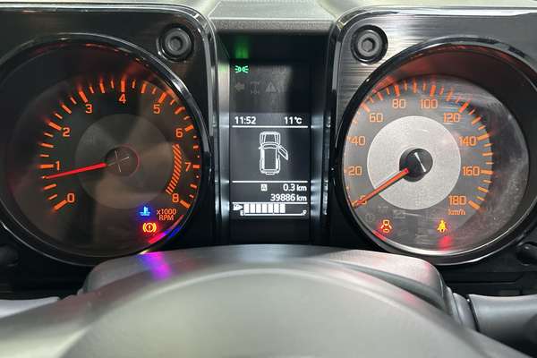 2022 Suzuki Jimny GJ thumb-13