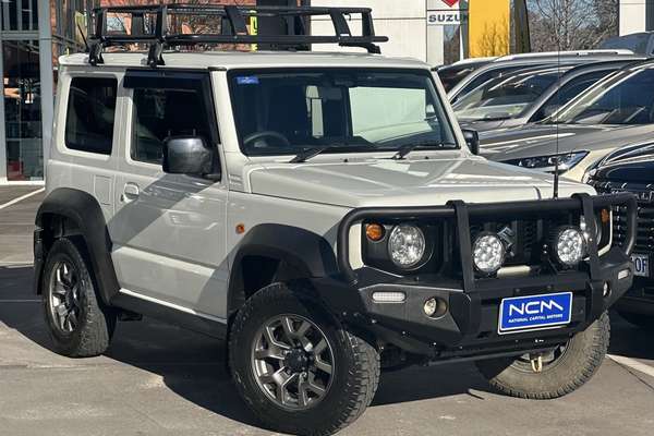 2023 Suzuki Jimny GLX GJ