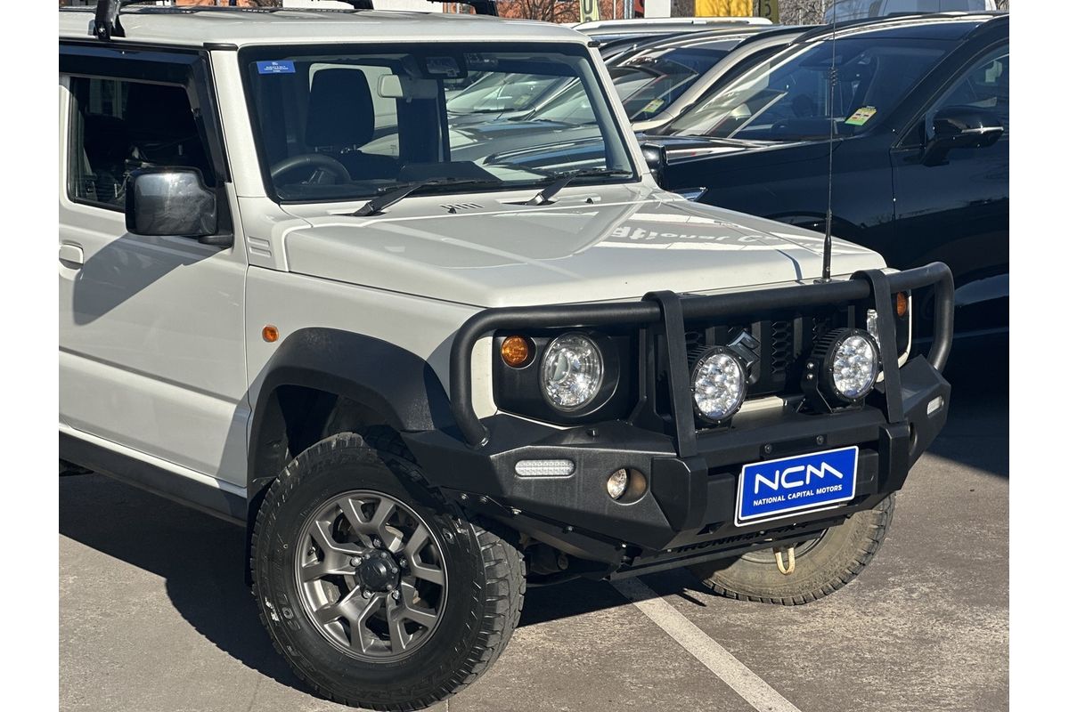 2023 Suzuki Jimny GLX GJ
