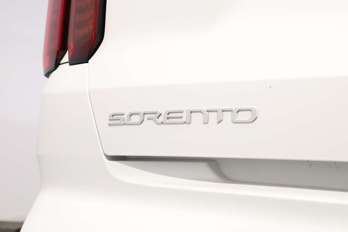 2023 Kia Sorento Sport MQ4