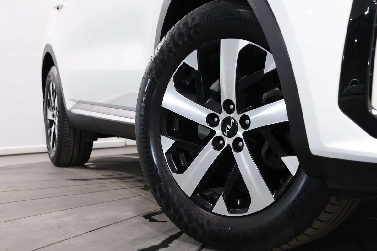 2023 Kia Sorento Sport MQ4