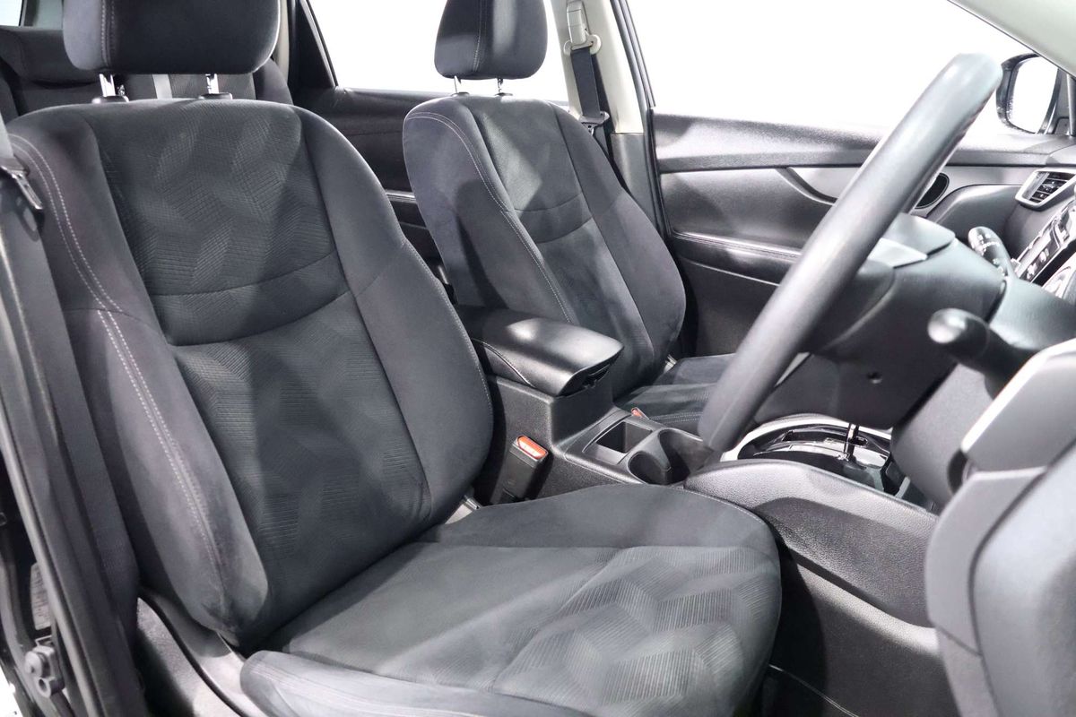 2016 Nissan X-TRAIL ST T32