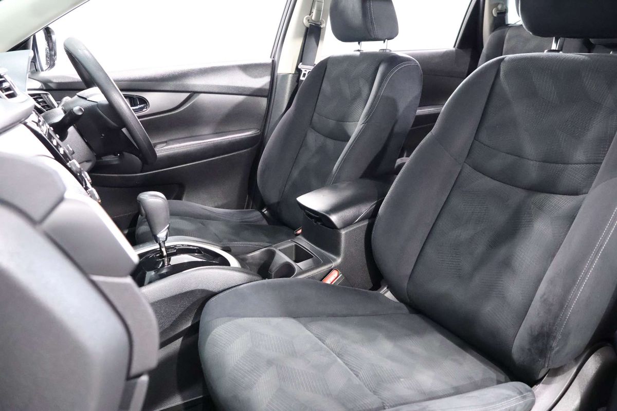 2016 Nissan X-TRAIL ST T32