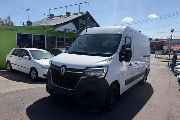 2021 Renault X62