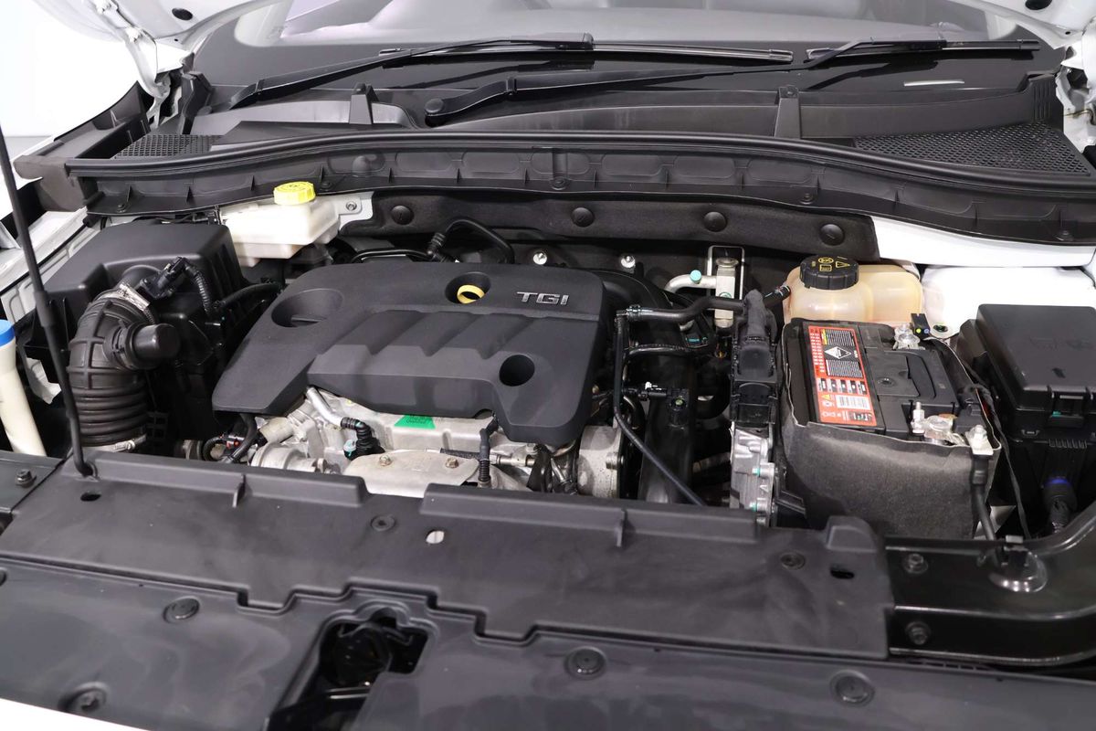 2018 MG ZS Essence AZS1