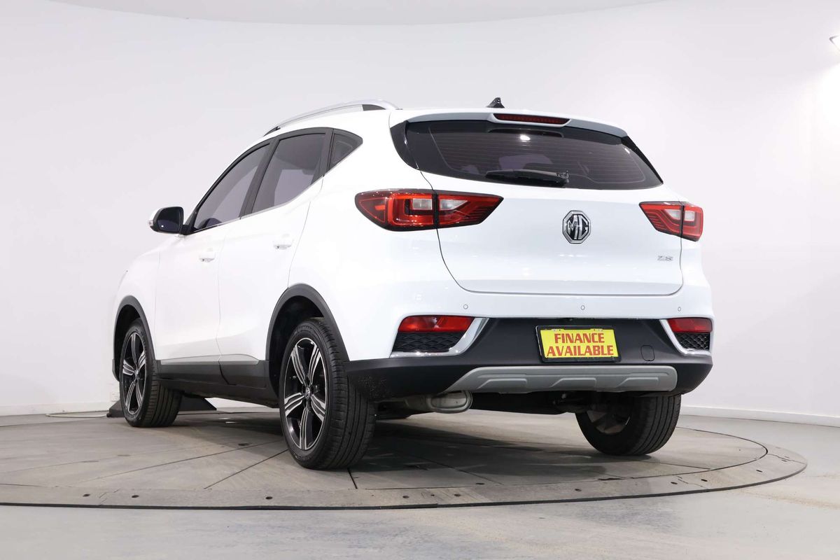 2018 MG ZS Essence AZS1
