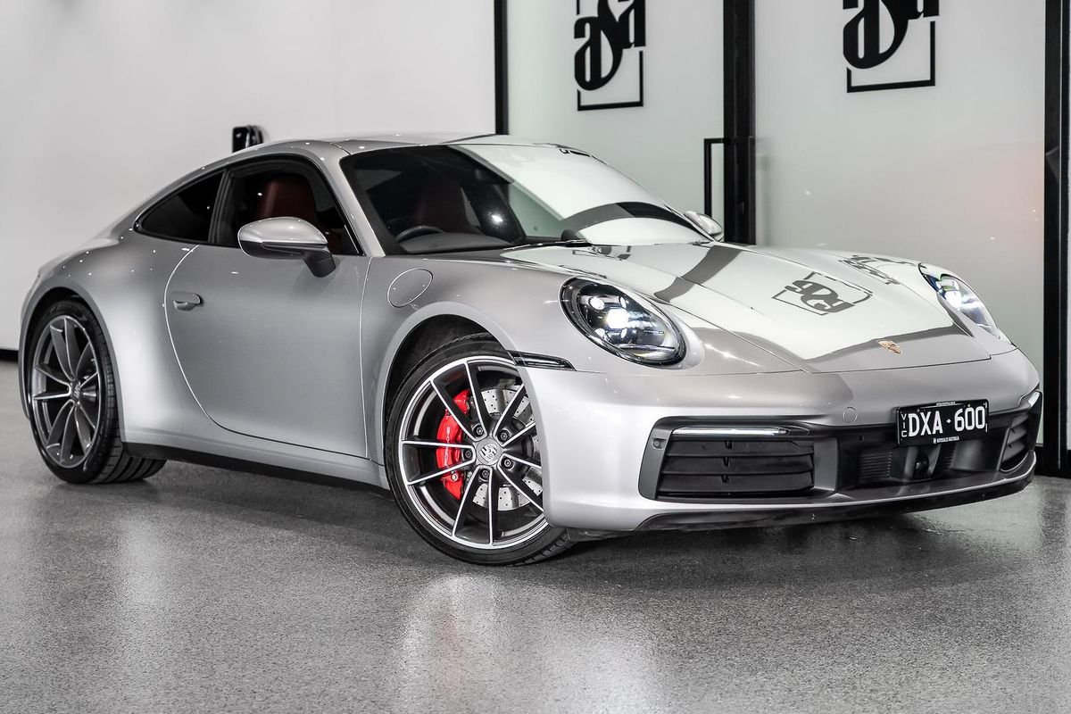 2020 Porsche 911 Carrera S 992