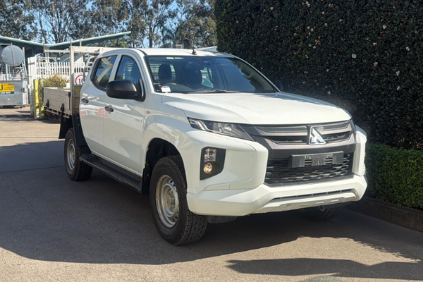 2023 Mitsubishi Triton GLX MR 4X4