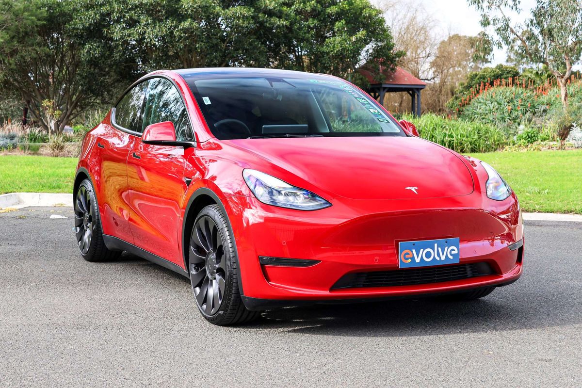 2023 Tesla Model Y Performance