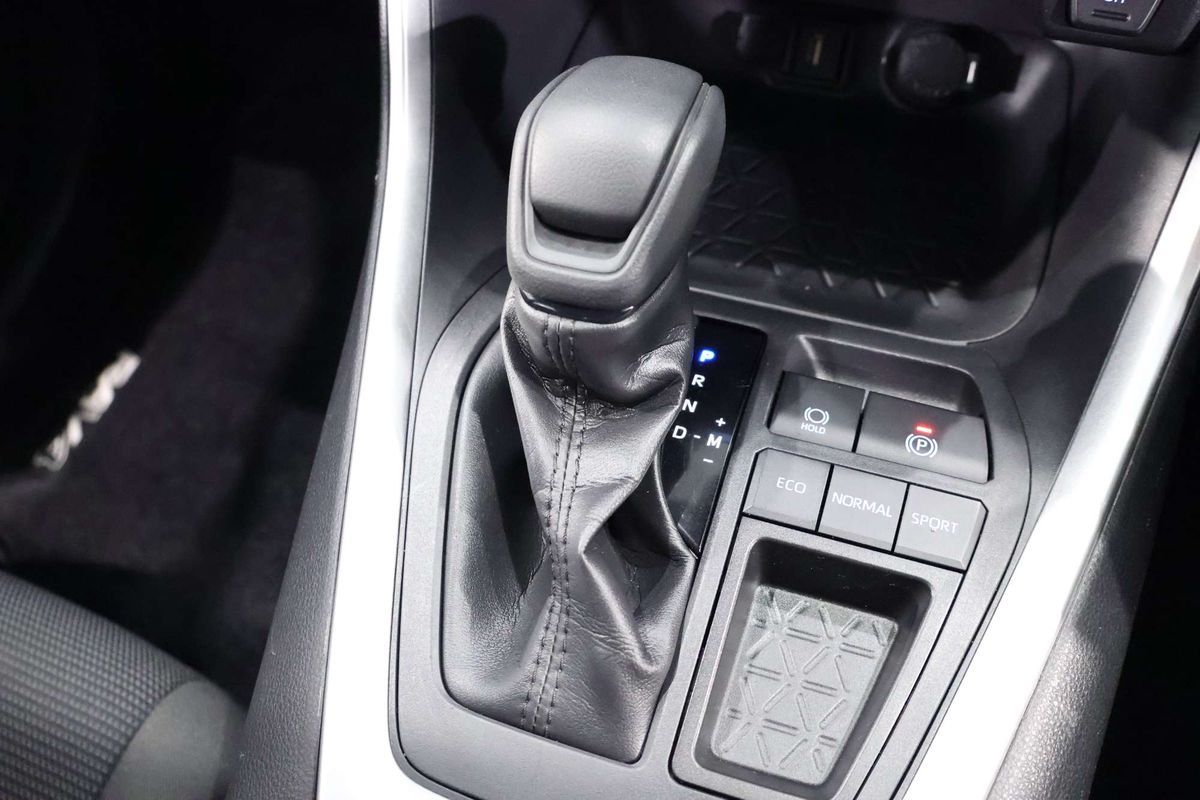 2022 Toyota RAV4 GX MXAA52R
