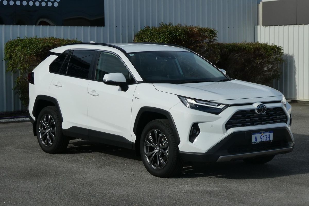 2025 Toyota RAV4 GXL AXAH52R