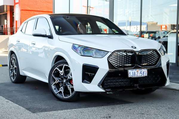 2026 BMW iX2 xDrive30 M Sport U10
