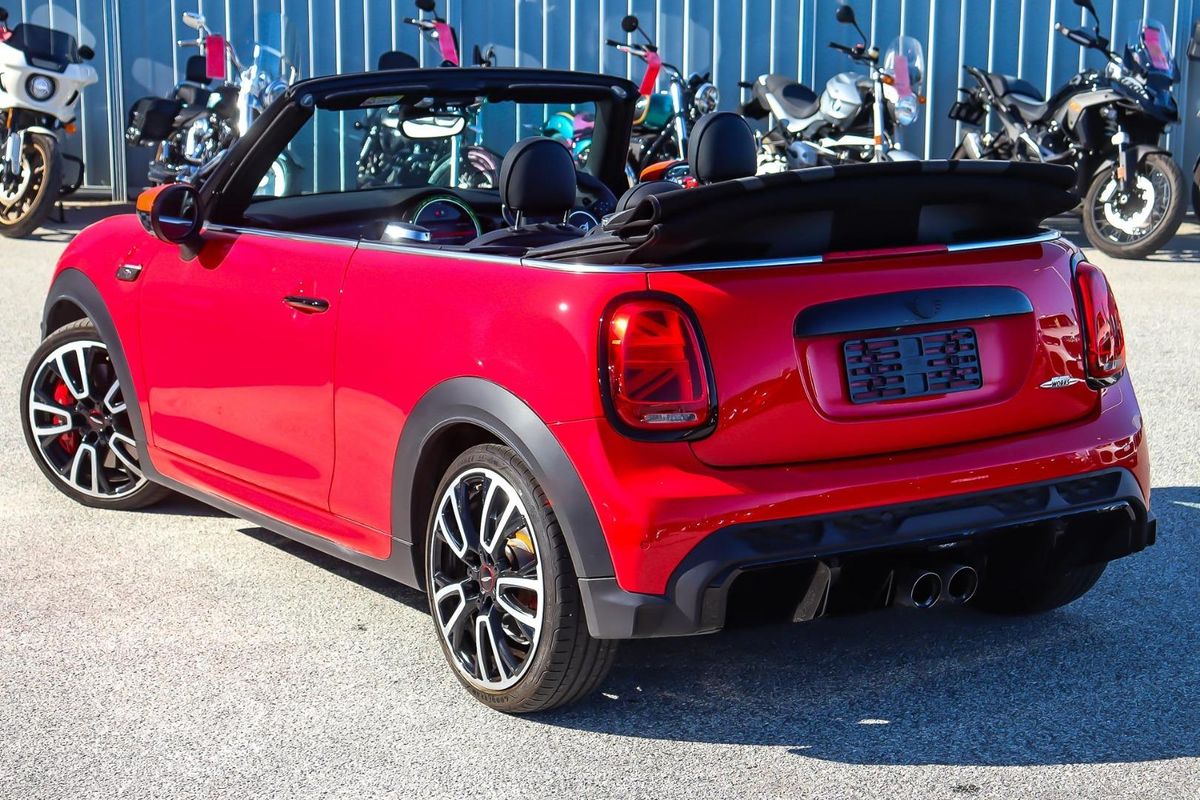 2023 MINI Convertible John Cooper Works Classic F57 LCI-2