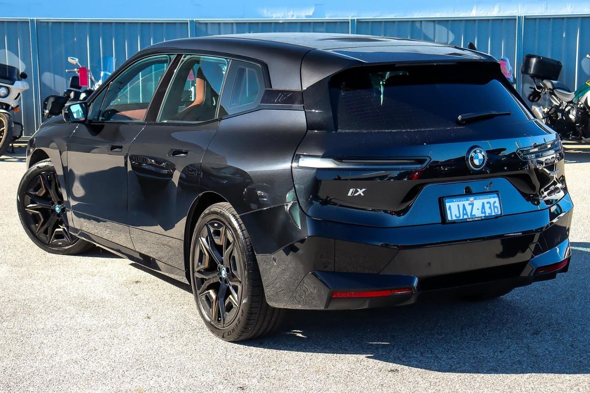 2023 BMW iX xDrive50 Sport I20