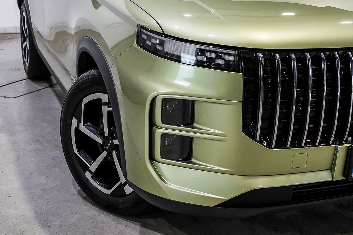 2025 OMODA JAECOO J7 Core